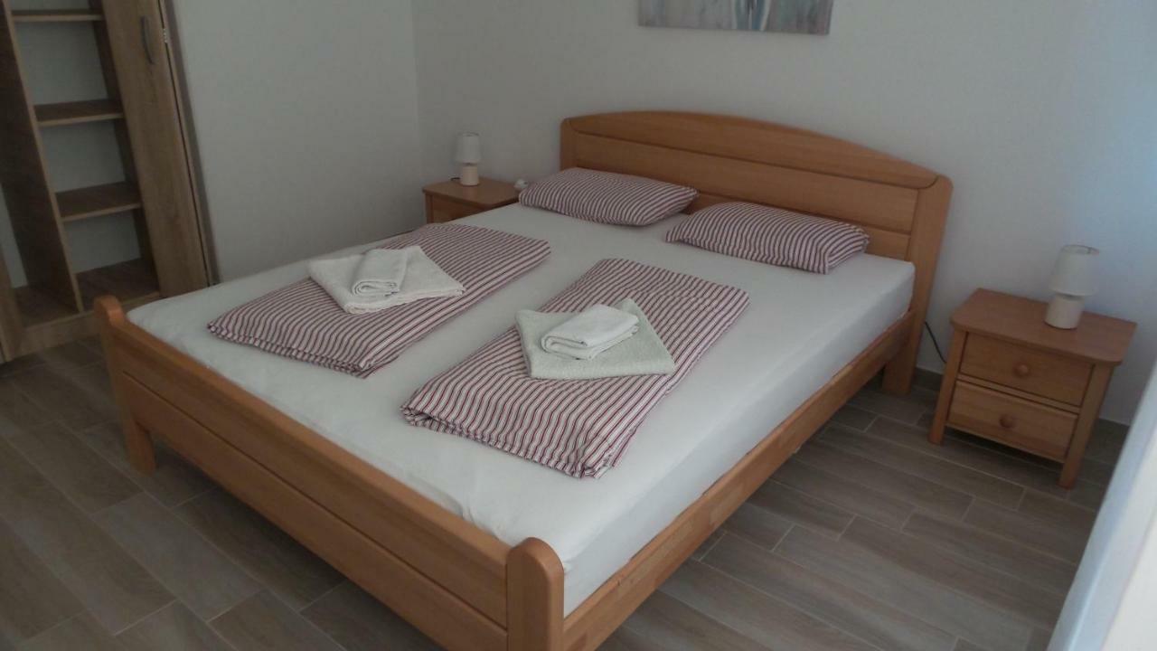 Apartments Antonio Rogoznica  Bagian luar foto